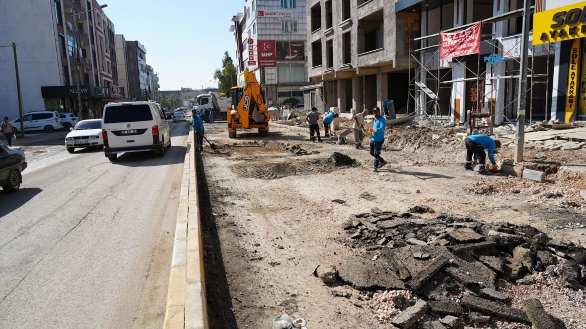 Zey Caddesi’nde altyapı tamamlandı, asfalt serimi başladı  - Videolu Haber